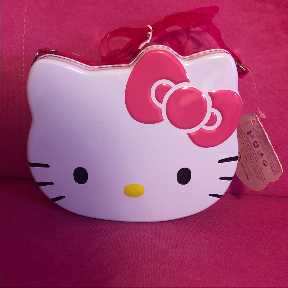 NWT Hello Kitty Tin Purse
